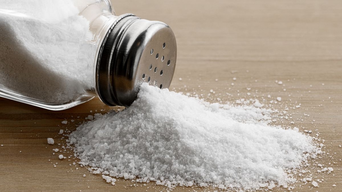 What Happens If You Eat Too Much Salt? 5 Potential Side Effects