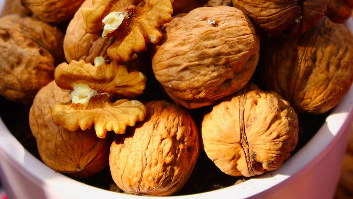 Struggling To Focus? Start Your Day With Walnuts And See The Difference