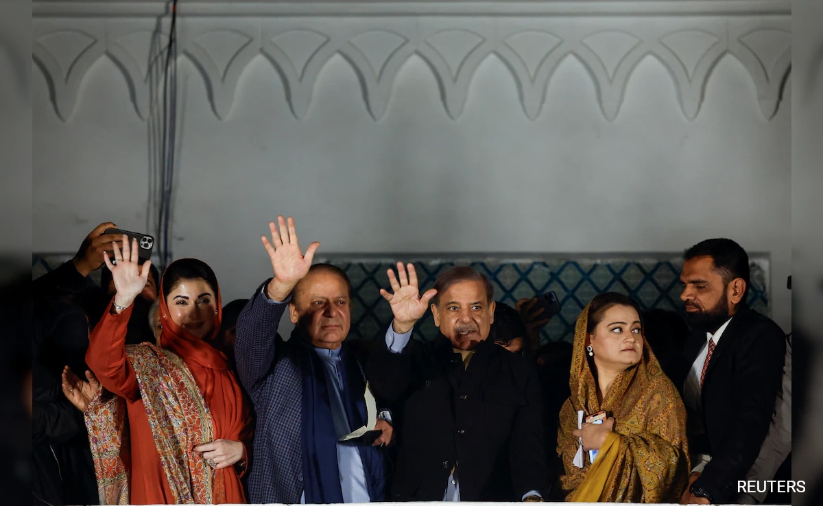 Nawaz Sharif Asks Pak PM Not To Take Aggressive Stance Against India: Report